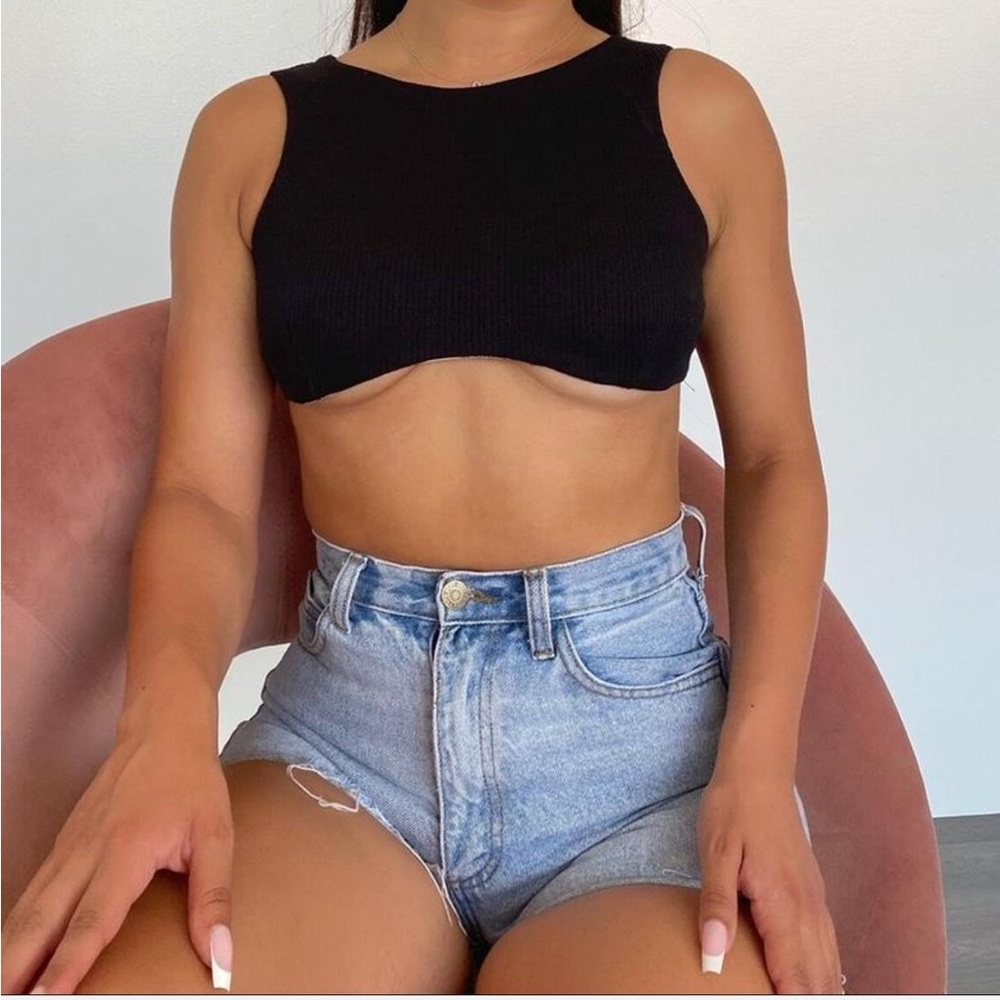Black Underbust Ribbed Crop Top